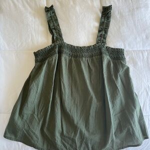 Banana Republic NWT Green Smocked Sleeveless Top
